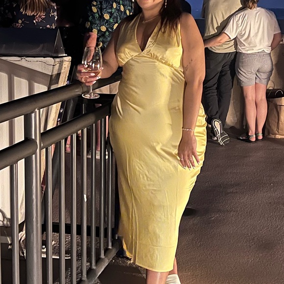 Abercrombie & Fitch Wedding Guess Dress Plunge Cowl - Picture 2 of 3